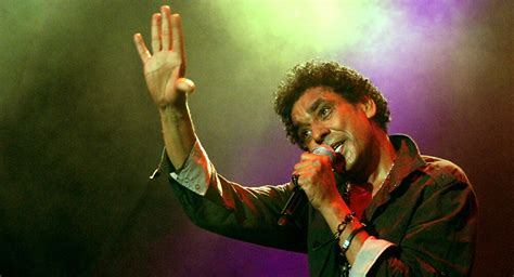 Il concerto di Mohammed Mounir: Un'esplosione di musica e folklore egiziano a Milano!